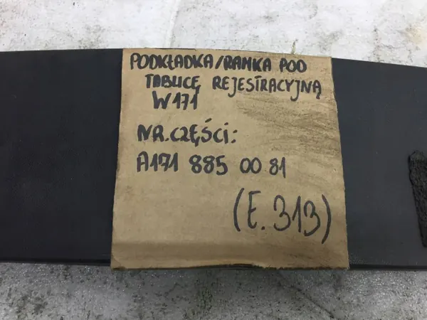 Mercedes-Benz SLK R171 2008 Voor kentekenplaathouder OEM A1718850081 image 10