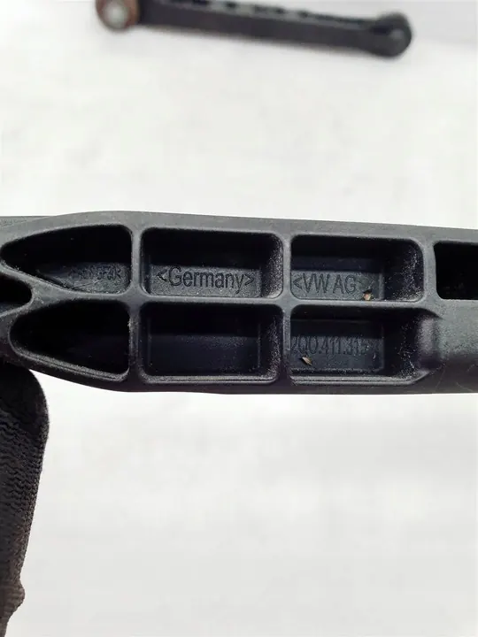 SEAT IBIZA V 6F0 VW POLO 2G Collegamento Stabilizzatore 2Q0411315 image 4