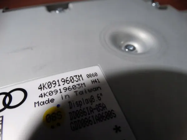 OEM 4K0919603M LCD-Display für Audi A6 A7 C8 image 3