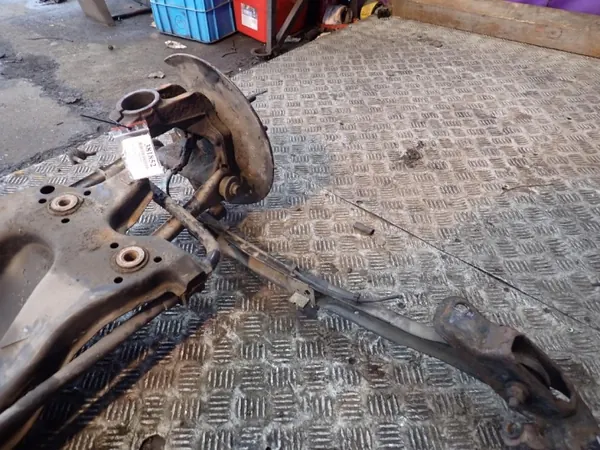 Ford Mondeo MK3 Hinterachsschwinge OEM Zawada-381852- image 5