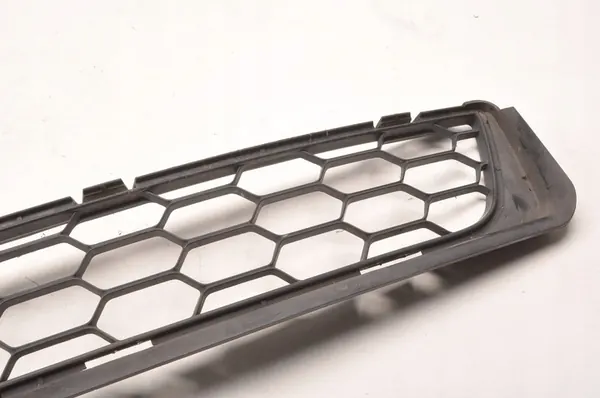 VOLVO C30 R-DESIGN Griglia Inferiore Paraurti 31298075 image 5