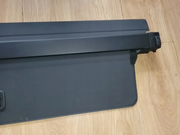 OEM VOLVO XC60 II 2 17-26 Kofferbakrolgordijn Zwart image 3