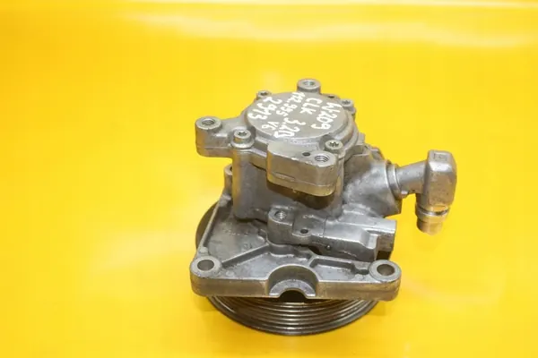 Bomba de direção assistida Mercedes W209 W203 CLK 3.2 V6 0024662401 image 5