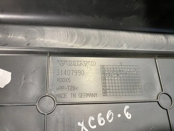 Volvo XC60 II Cobertura Cinto Dianteiro OEM 31407990 image 5
