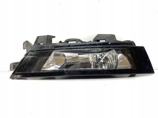 Skoda Rapid rechter Frontstoßstangen-Nebelscheinwerfer OEM 5JA941700D image 2