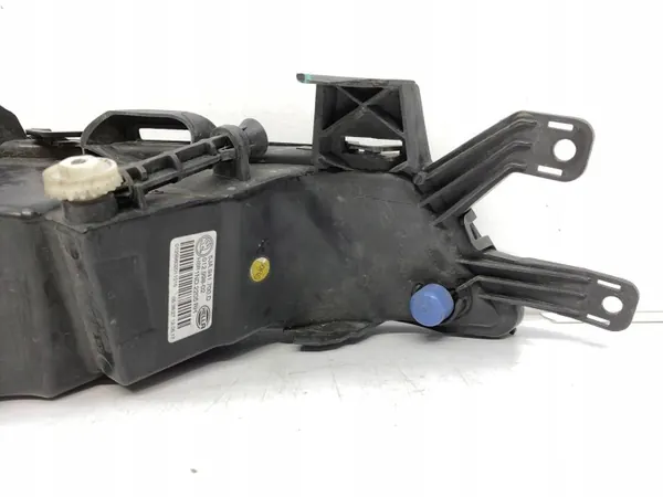Skoda Rapid rechter Frontstoßstangen-Nebelscheinwerfer OEM 5JA941700D image 6