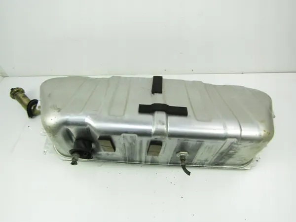 Réservoir de carburant MERCEDES E W210 image 3