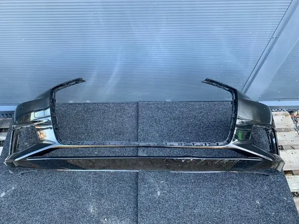 Audi A6 C8 Voorbumper OEM 4K0807437A Zwart image 2