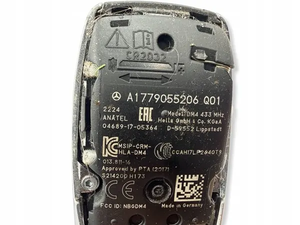 Mercedes Keyless Nyckel OEM A1779055206 - Begagnad image 7