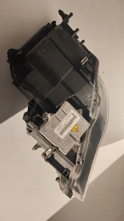 Farol Direito Xenon BMW E63 E64 04-07 image 6