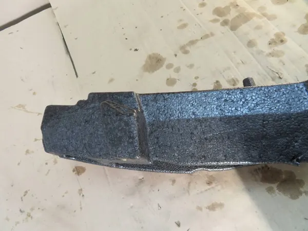 Etupuskuriabsorberi Renault Kadjar image 7