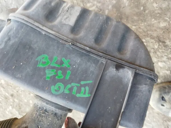 Résonateur Filtre à Air OEM 1K0129622D Audi VW image 3