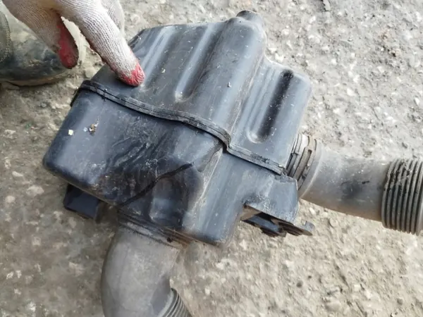 Résonateur Filtre à Air OEM 1K0129622D Audi VW image 9