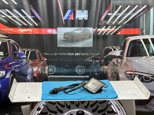 BMW E81 E82 E87 E88 E90 E91 E92 E93 N43 Sensor Lambda 7587130 image 2