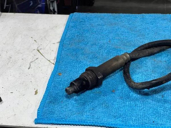 BMW E81 E82 E87 E88 E90 E91 E92 E93 N43 Sensor Lambda 7587130 image 3