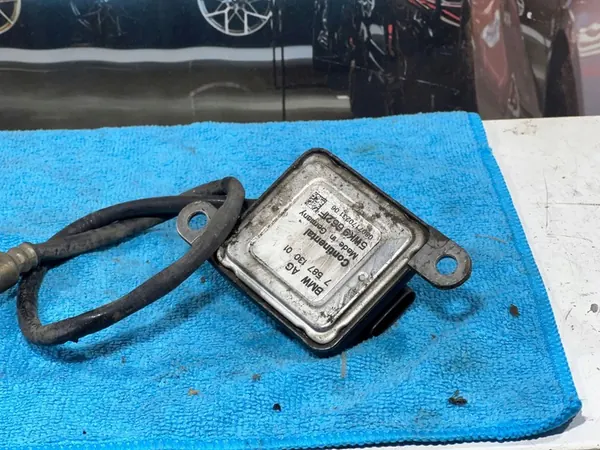 BMW E81 E82 E87 E88 E90 E91 E92 E93 N43 Sensor Lambda 7587130 image 4