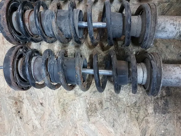 Amortizzatore posteriore sinistro BMW 5 E39 520i 530i 520d Sachs image 3