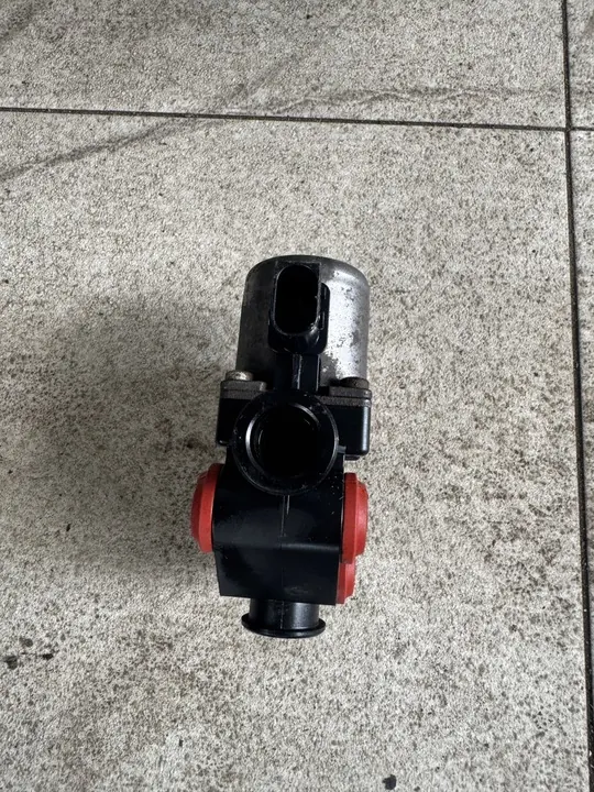 Vanne de chauffage AdBlue Iveco Stralis Hi-Way image 2