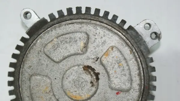 Mercedes Tuulettimen Kytkin OEM 1162000122 R107 SL/SLC image 3