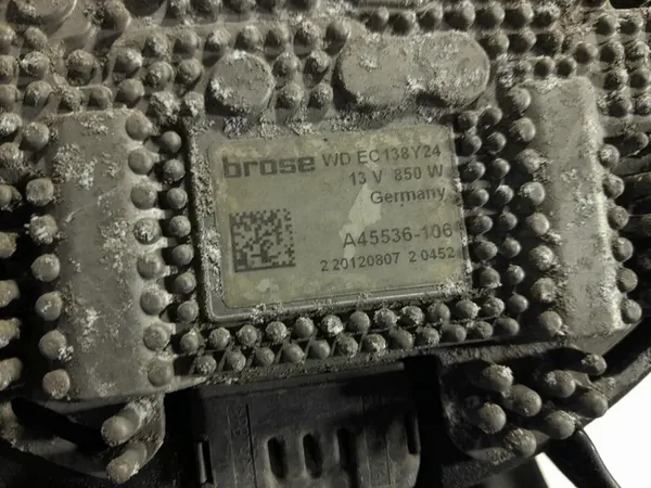 Kylarrubrik JEEP GRAND CHEROKEE WK2 5.7B 55038994AG image 5