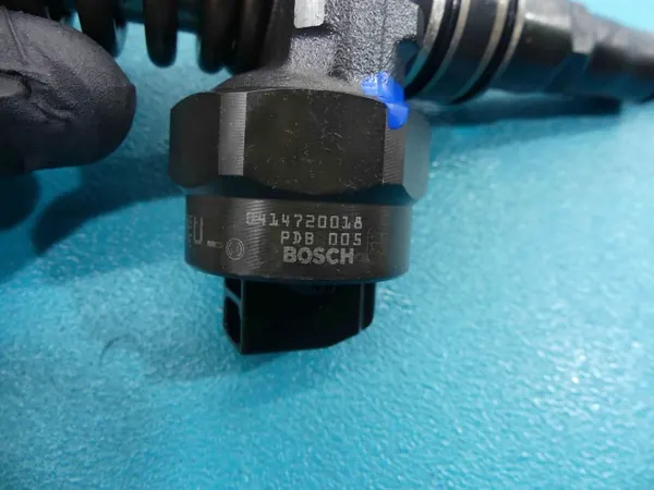 Pesupumppu OEM 0414720018 038130073R 1.9 TDI image 3