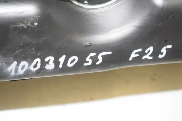 BMW X3 F25 Bränsletank OEM 7220745 Diesel image 4
