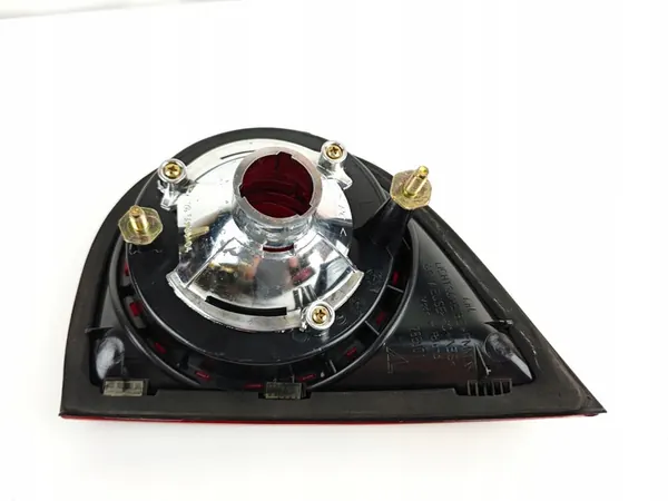 VW GOLF V R32 Vänster Baklykta 1K6945093K image 5