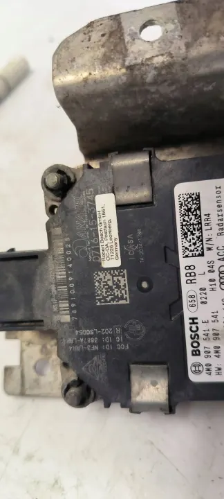 Radar OEM 4M1919616B usado para Audi Q7 II 4M image 3