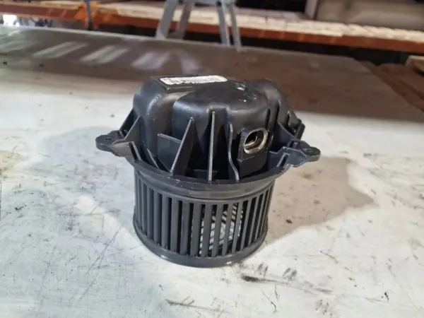 Réchauffeur OEM F659963H pour Peugeot 607 2.2L Diesel image 2