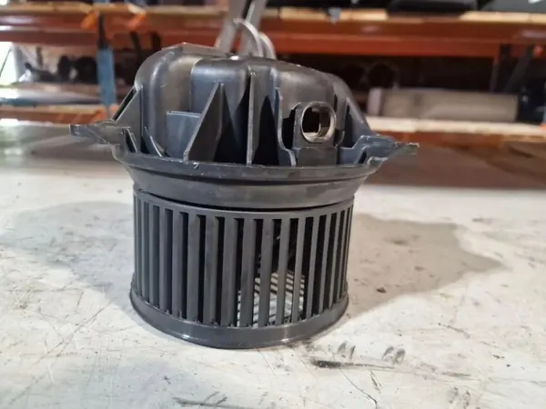 Réchauffeur OEM F659963H pour Peugeot 607 2.2L Diesel image 3