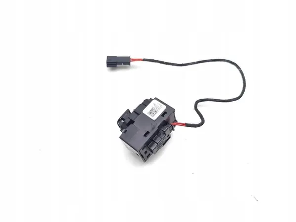 Interruptores de janela traseira esquerda Tesla Model Y 2020 OEM 108103801E image 4