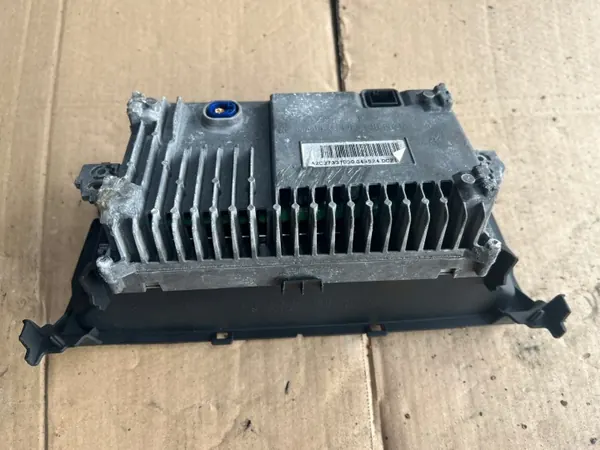 Mercedes CLS W218 Navigationsdisplay OEM A2129018005 image 4