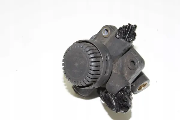 Actros MP4 Relay Valve Used Mercedes-Benz OE image 2