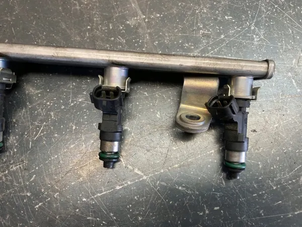 Injectorrail OEM 1465A331 voor Mitsubishi ASX 1.6 MIVEC image 3