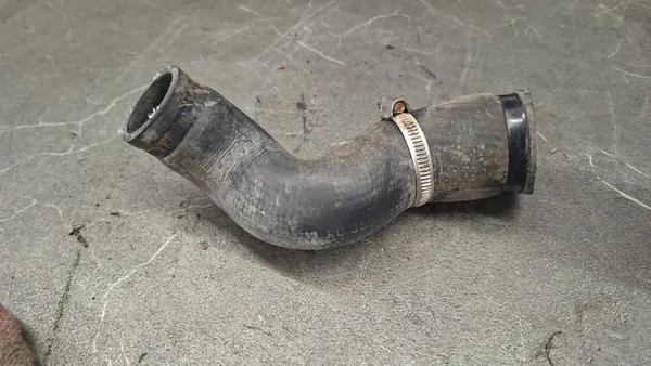 Mangueira de Água Opel Kadett E OEM 90353138 image 1