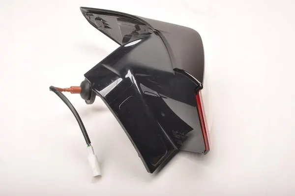 Lámpara trasera derecha Mazda MX-30 KSD451150 image 3