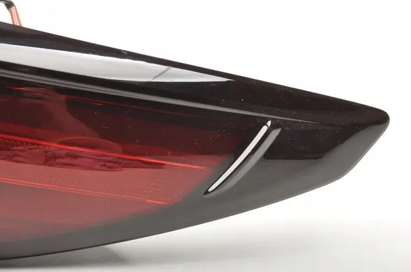 Lámpara trasera derecha Mazda MX-30 KSD451150 image 7