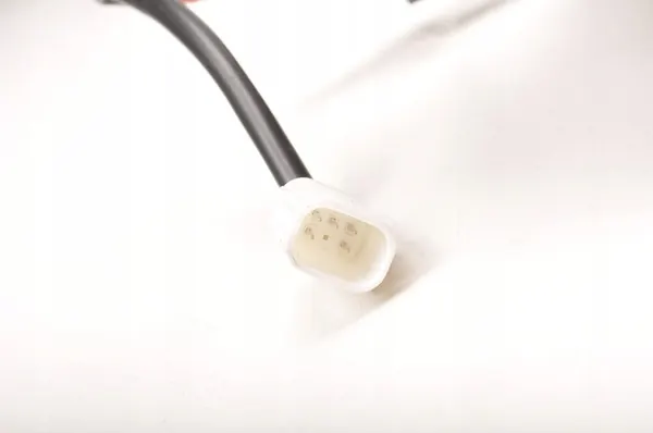 Lámpara trasera derecha Mazda MX-30 KSD451150 image 8