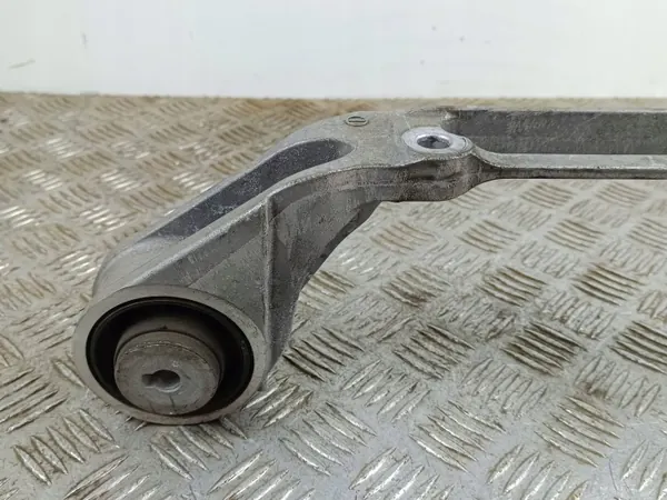 Honda CR-V Bakaxel Diffhållare OEM FOB51645 image 4