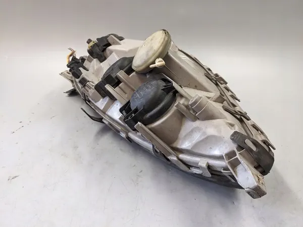 Rechter Voorlicht Mercedes W168 A1688201061 image 7