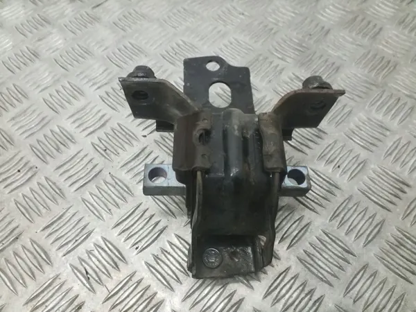 Skoda Fabia Mk2 Vaihteiston kiinnike 6R0199555 image 2