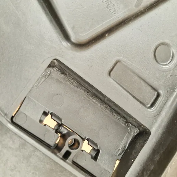 BMW OE Lüftergehäuse OEM 8666817 - Gebraucht image 3