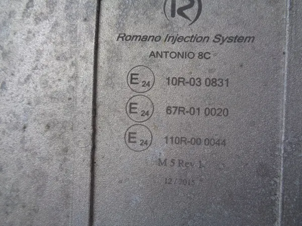 Kit LPG V8 d'occasion OEM INSTALACJA GAZOWA V8 image 4