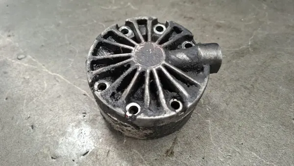 Pompe de suspension NIVO Mercedes W123 OEM image 2