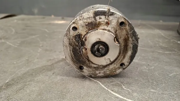 Pompe de suspension NIVO Mercedes W123 OEM image 4