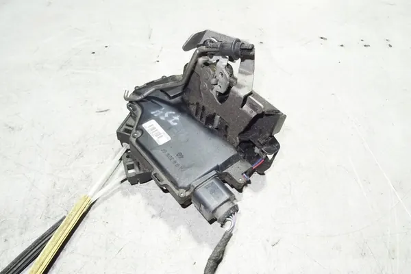 Hintere linke Türschloss Audi A6 4B0839015G image 3