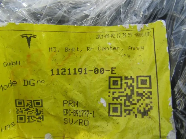 Supporto paraurti posteriore Tesla Model 3 1121191-00-E image 2