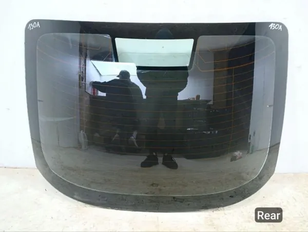 Maserati Gran Turismo achterruit OEM 275642 image 2