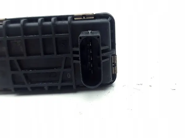 Maserati Ghibli 2014 Actionneur de turbocompresseur 6NW009543 image 7