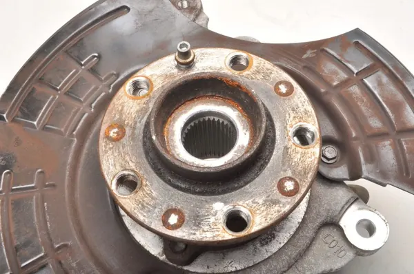 Maserati Ghibli III höger bak svänghjul OEM 386071 image 5